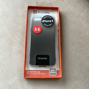 iPHONE 5 case - hard shell / black plastic